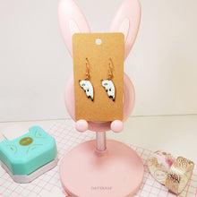 Load image into Gallery viewer, White Cat Earrings